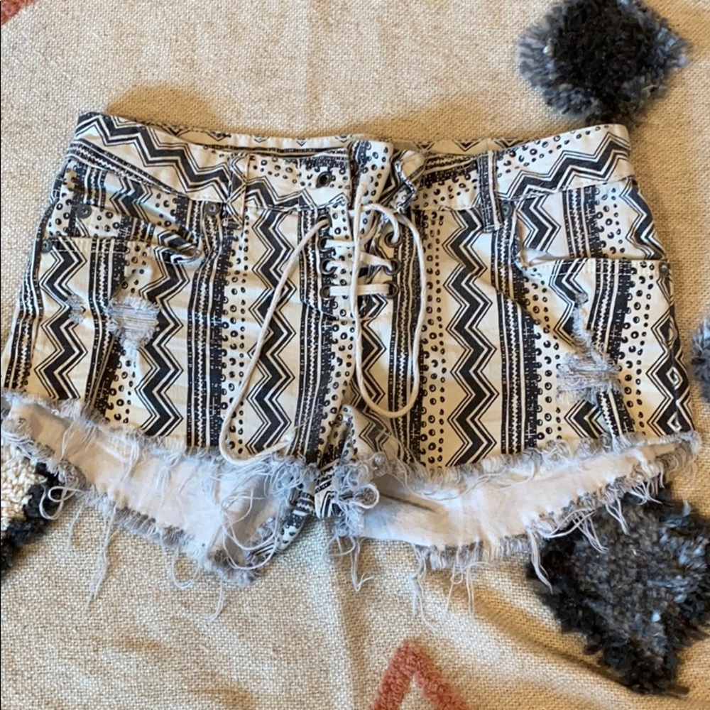 selling these jean shorts !